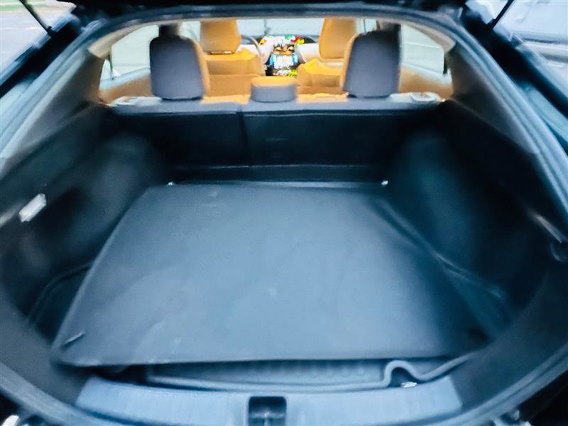 Used 2018 Toyota Prius Two image 16