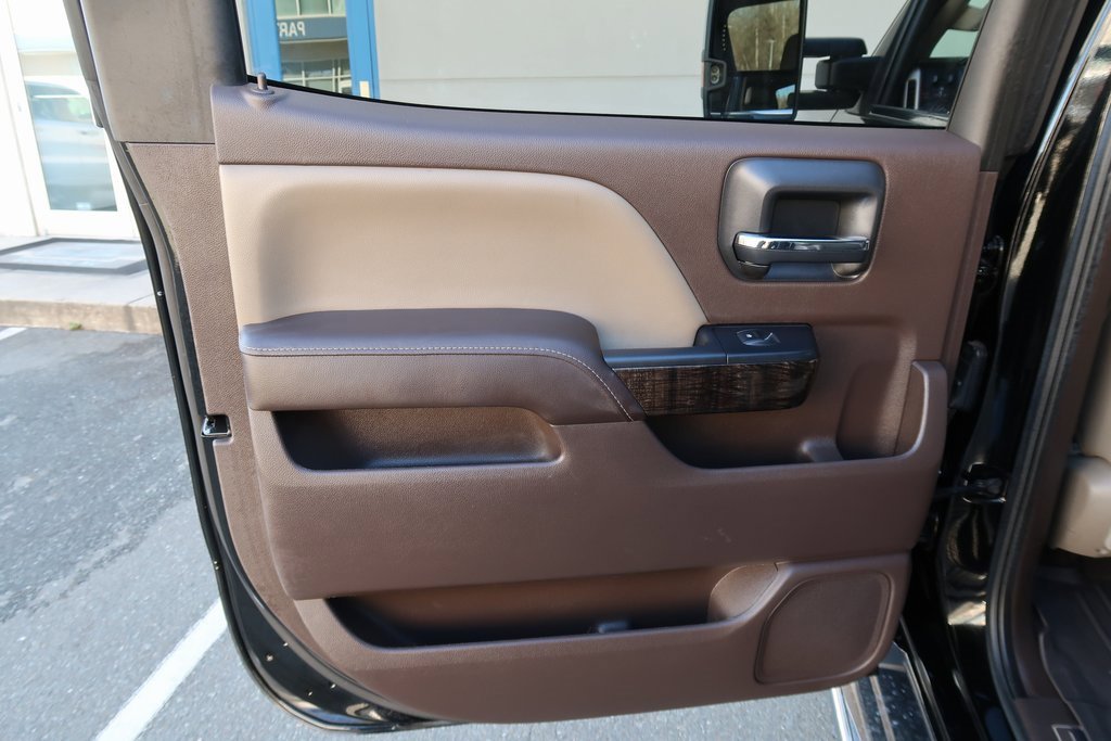 Certified 2016 GMC Sierra 2500 Denali w/ Duramax Plus Package image 31