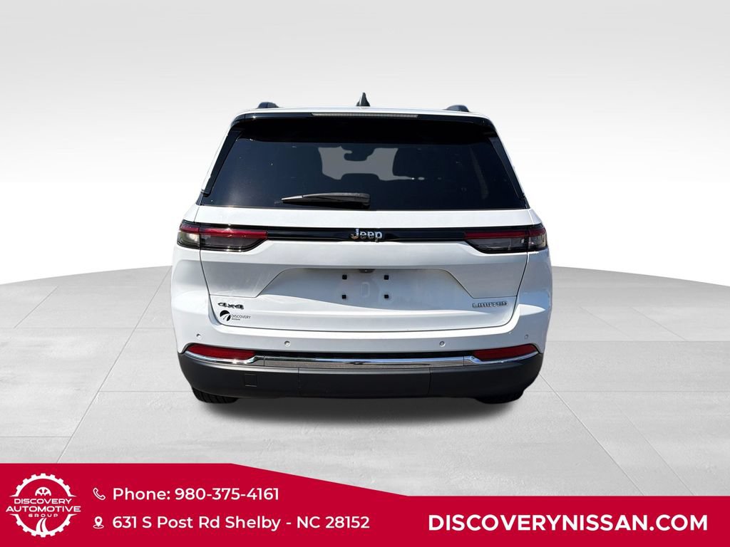 Used 2022 Jeep Grand Cherokee Limited AWD/4WD image 7