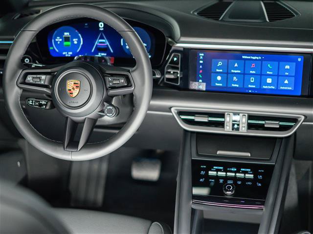 Used 2026 Porsche Macan Electric RWD image 13