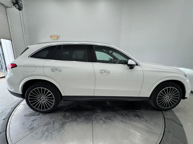 New 2026 Mercedes-Benz GLC 300 image 15