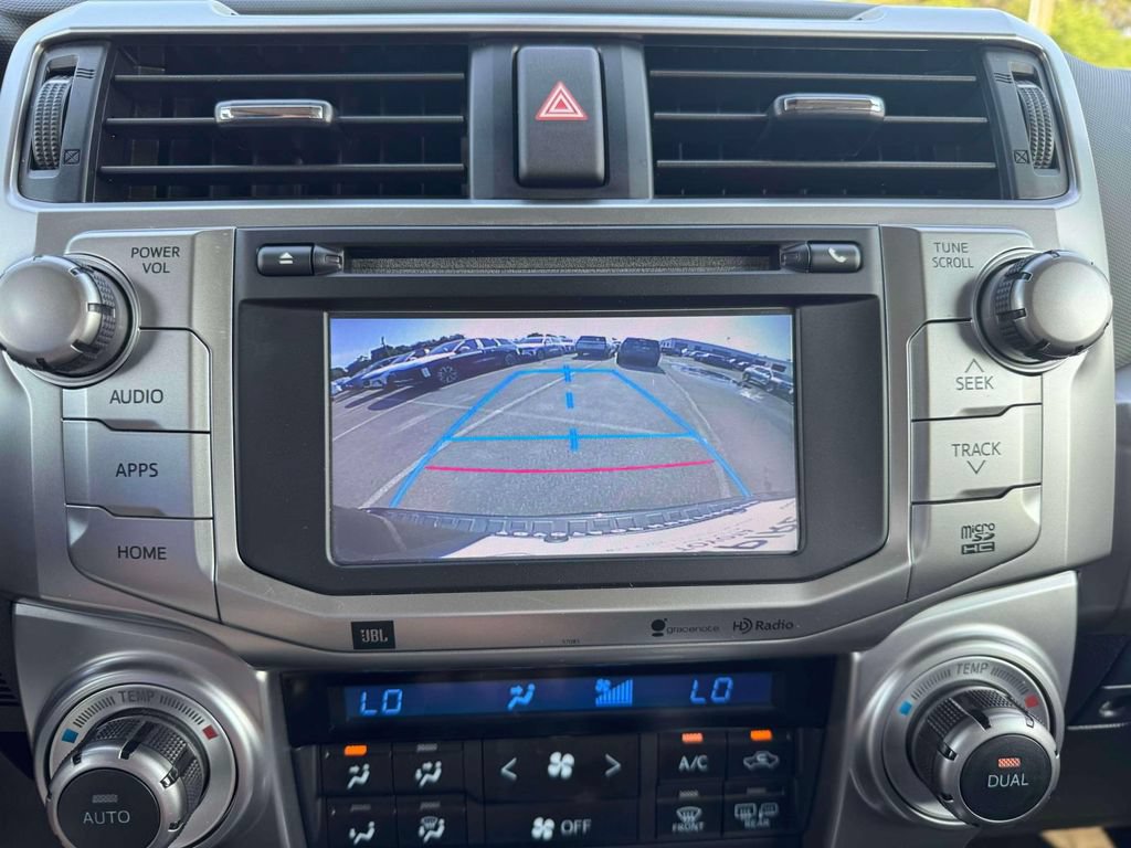 Used 2015 Toyota 4Runner Limited AWD/4WD image 31