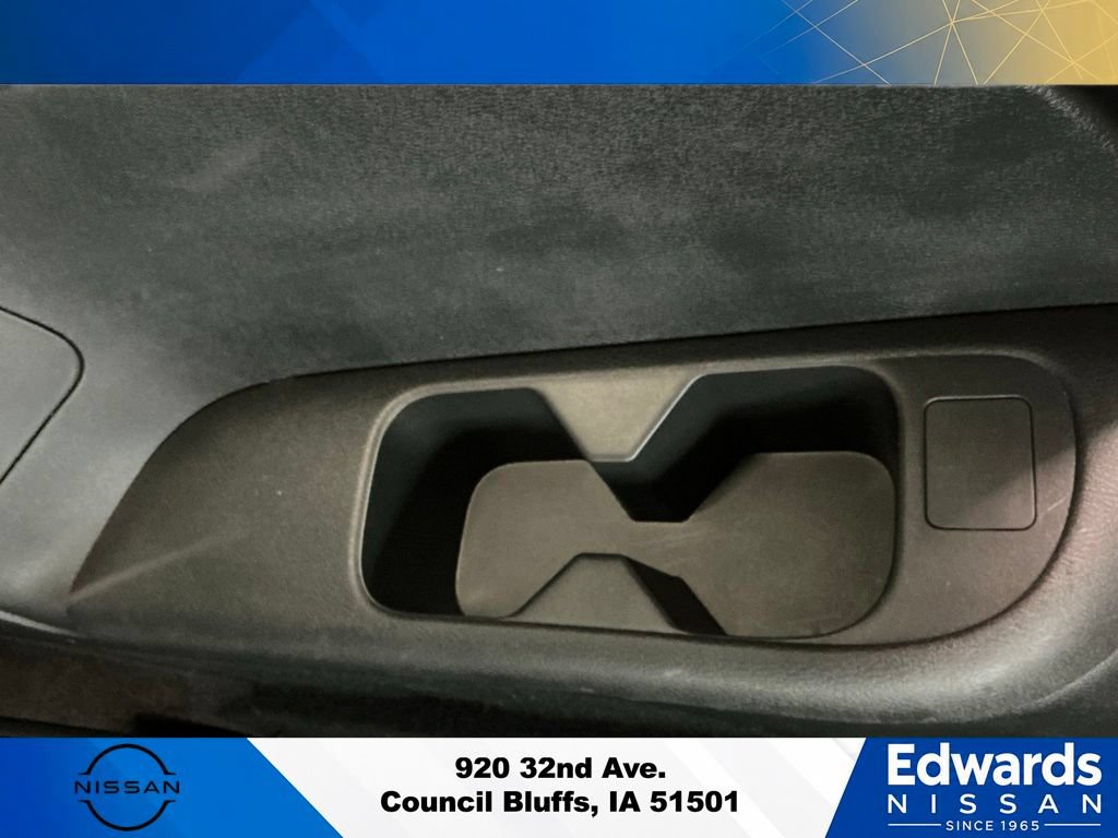 Used 2025 Nissan Pathfinder SL AWD/4WD image 14