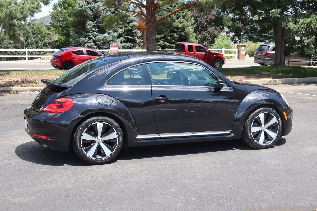 Used 2013 Volkswagen Beetle 2.0T FWD image 4