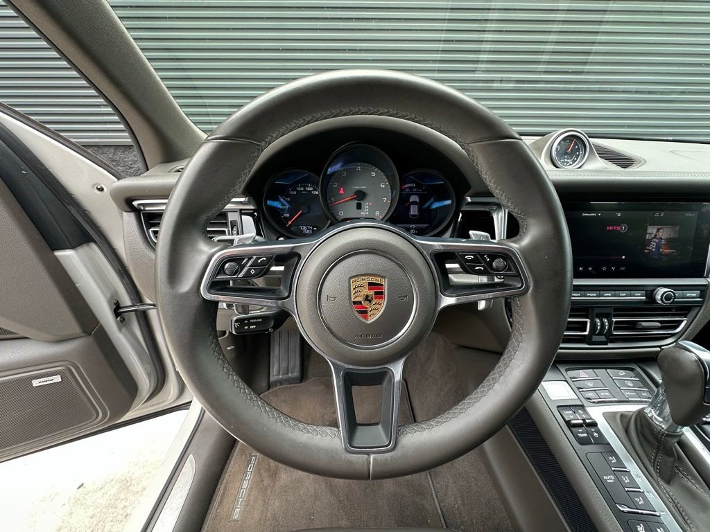 Certified 2019 Porsche Macan S AWD/4WD image 24