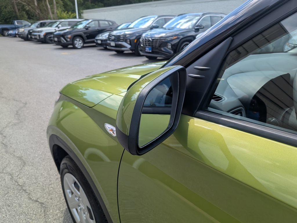 Used 2020 Hyundai Venue SE FWD image 36