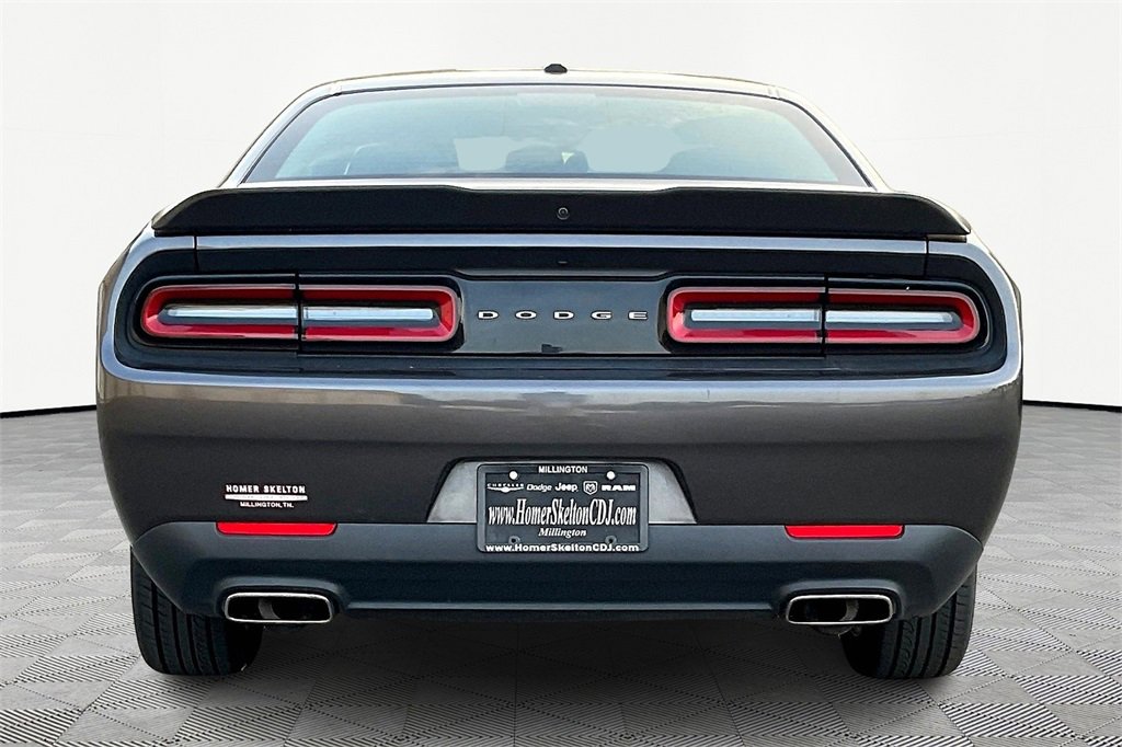 Certified 2023 Dodge Challenger SXT image 4