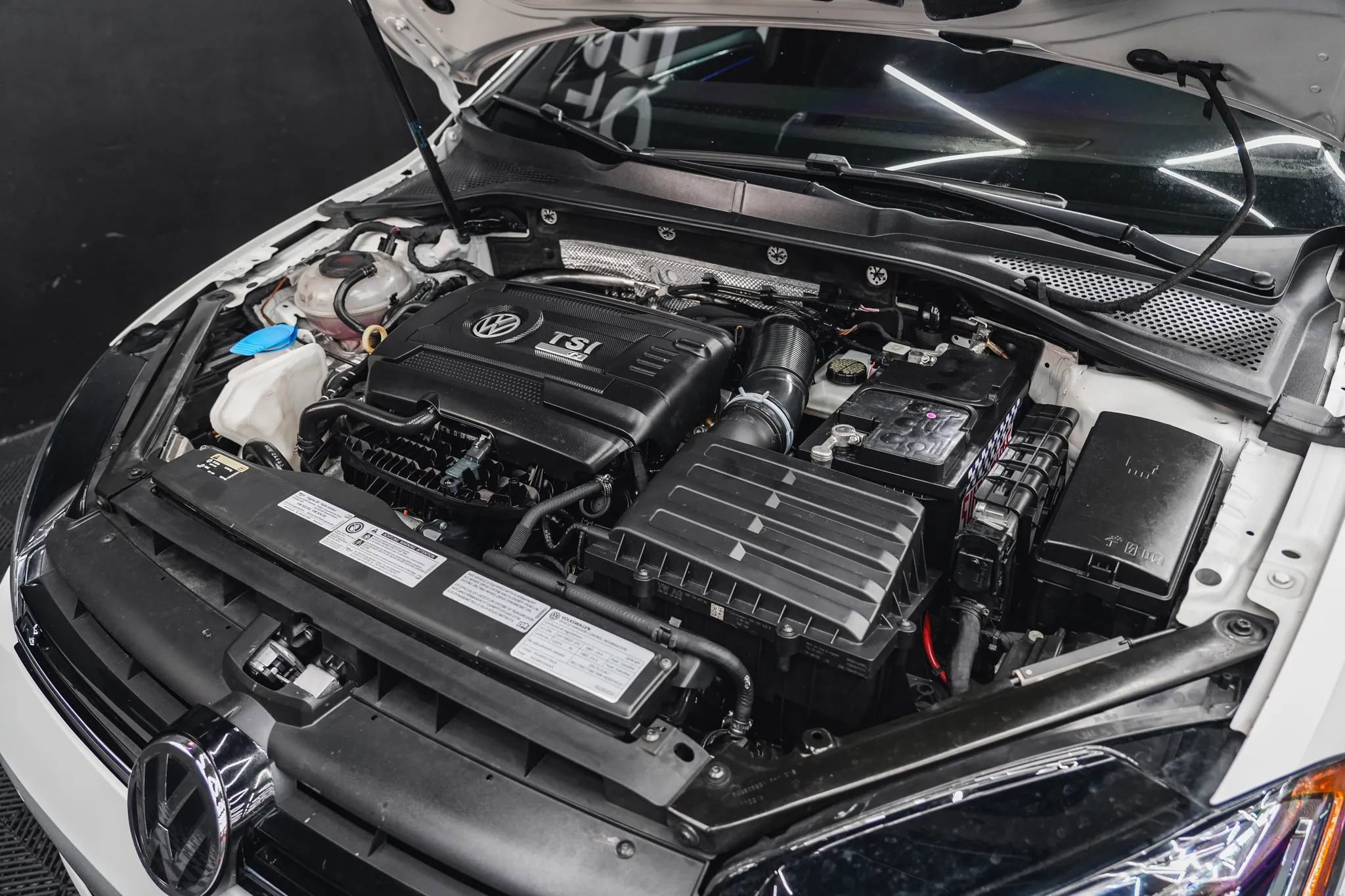 Used 2019 Volkswagen Golf 4-Door image 68