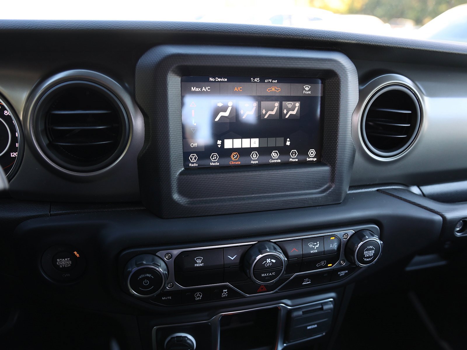 Used 2023 Jeep Gladiator Sport w/ Trailer Tow Package image 22