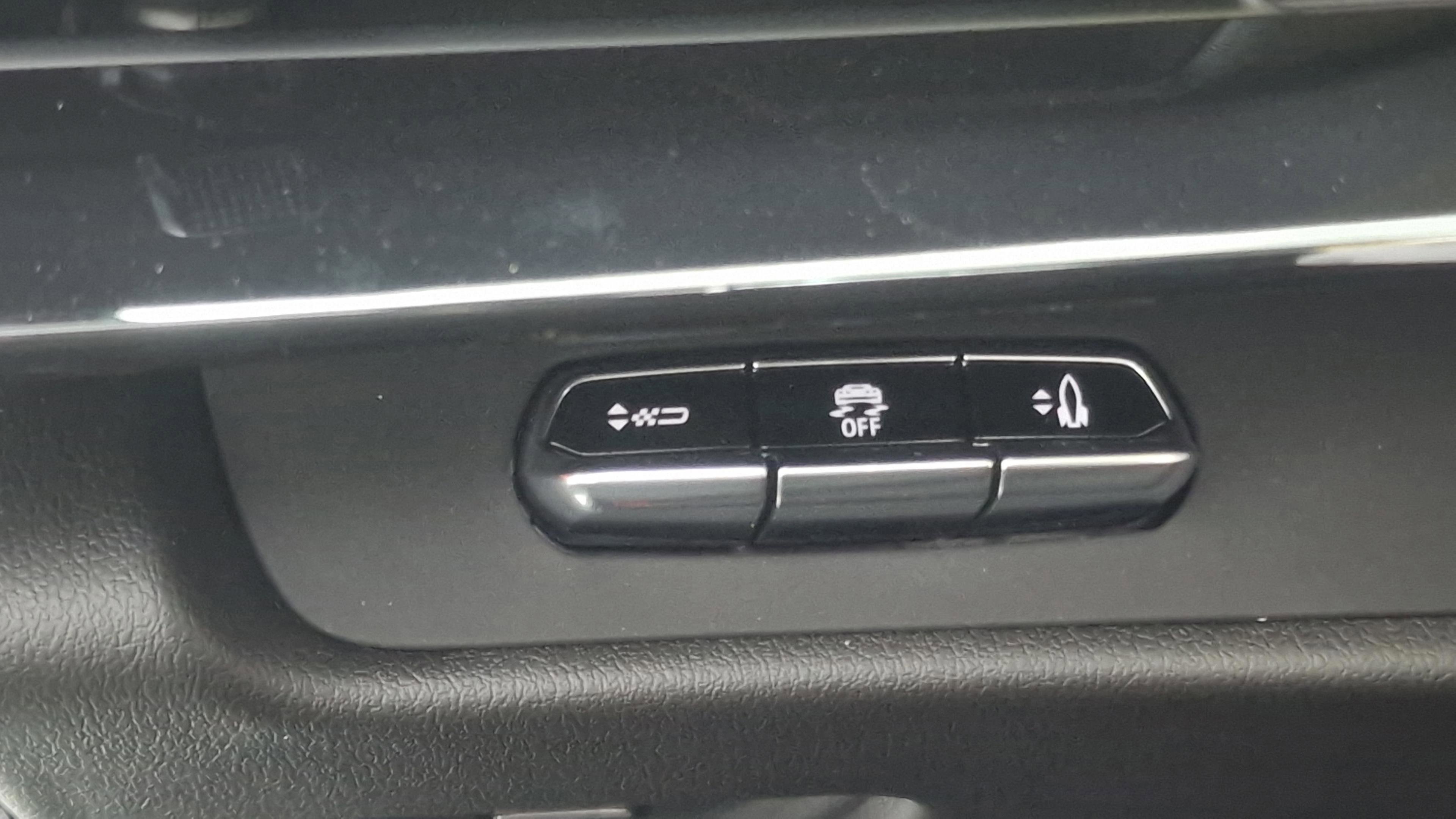 New 2026 Chevrolet Corvette 2LT w/ Z51 Performance Package image 11