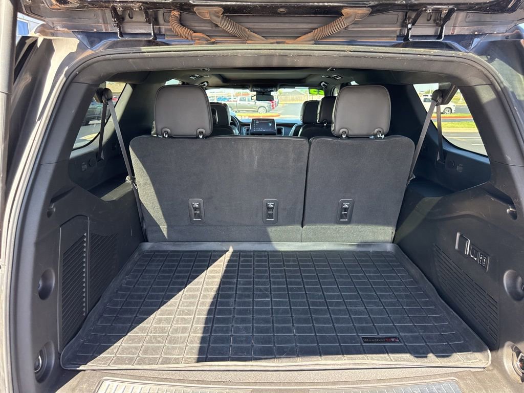 Used 2023 Chevrolet Suburban Premier AWD/4WD image 5