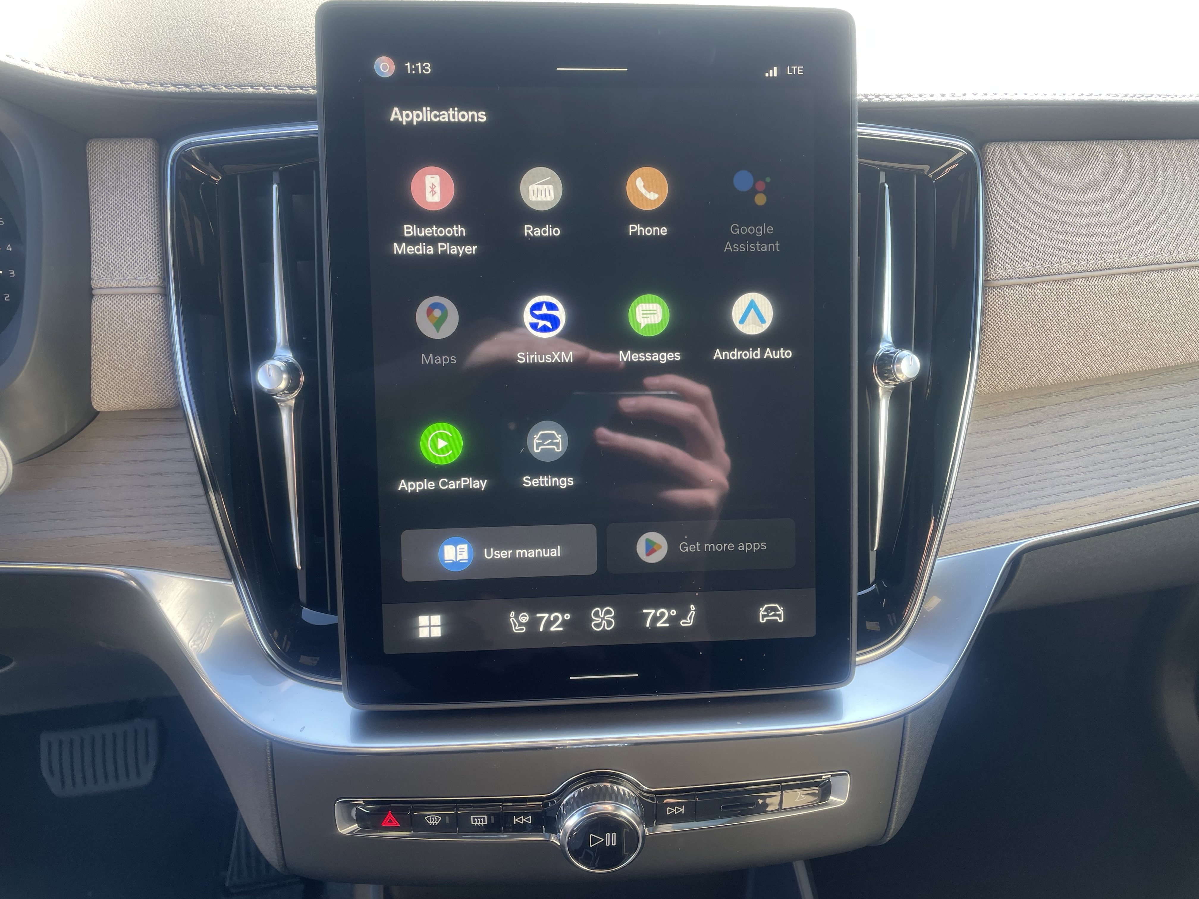 New 2026 Volvo XC90 B6 Plus w/ Protection Package Premier image 19