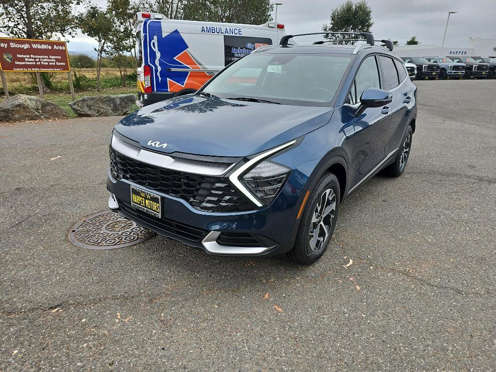 New 2025 Kia Sportage EX image 1