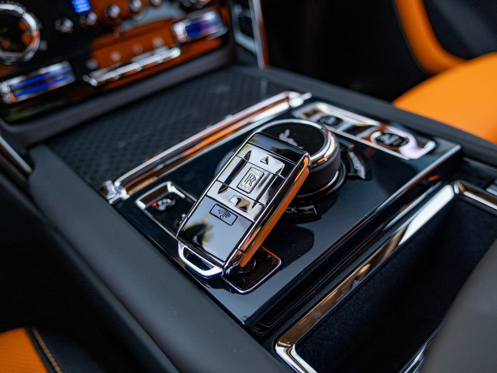 New 2027 Rolls-Royce Cullinan Black Badge AWD/4WD image 41