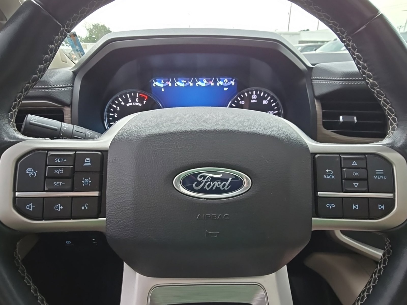 Used 2023 Ford Expedition Limited AWD/4WD image 22