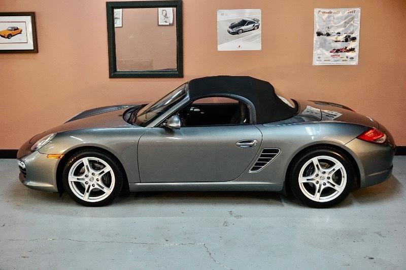 Used 2009 Porsche Boxster RWD image 7