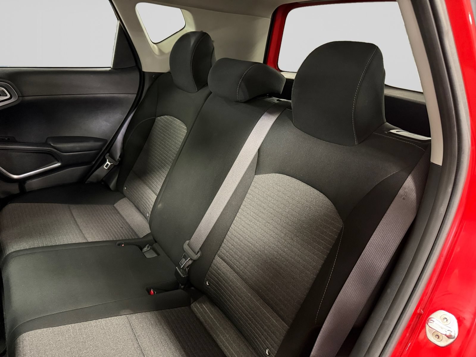 Used 2022 Kia Soul GT-Line FWD image 21