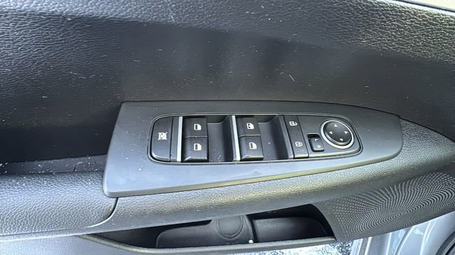Used 2024 Kia Forte LXS image 12