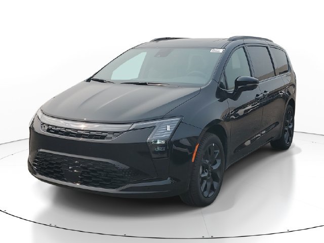 New 2027 Chrysler Pacifica Limited w/ Family Tech Group AWD/4WD image 2