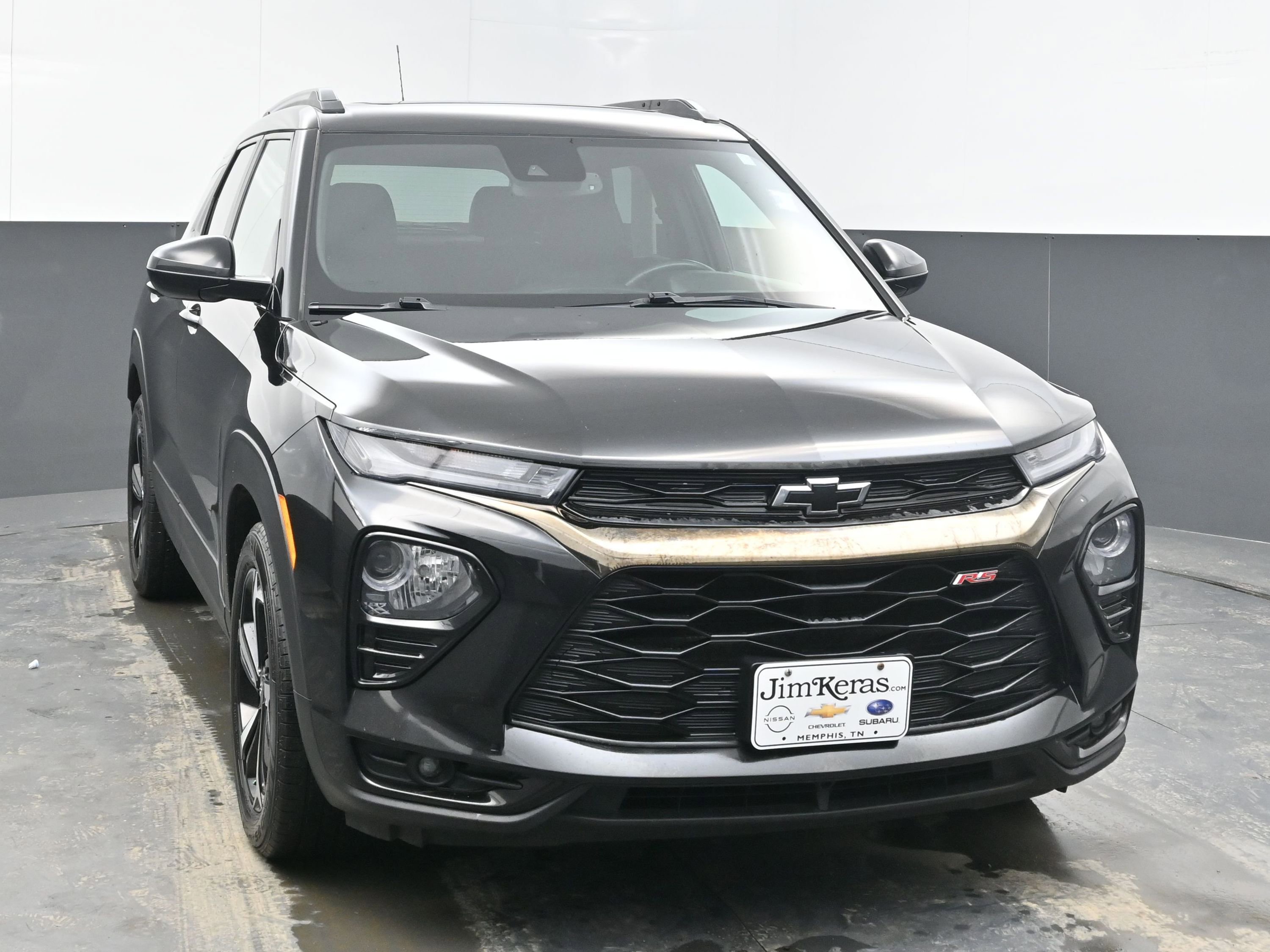 Used 2022 Chevrolet TrailBlazer RS w/ Sun and Liftgate Package image 2