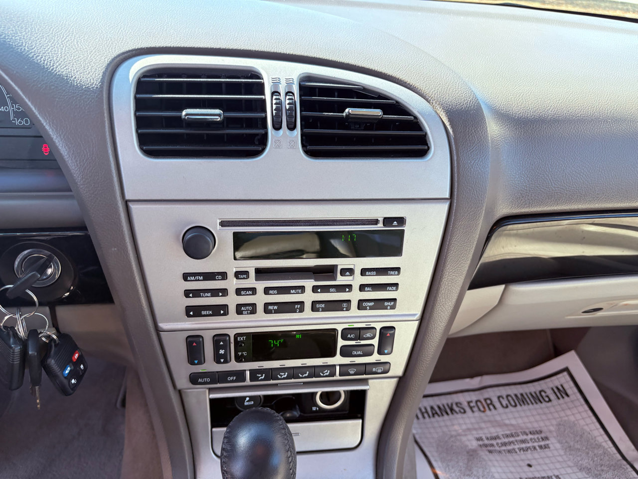 Used 2004 Lincoln LS image 33