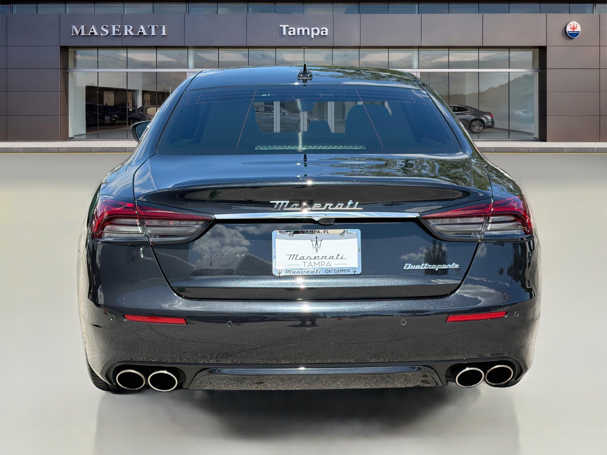 Used 2022 Maserati Quattroporte GT RWD image 4