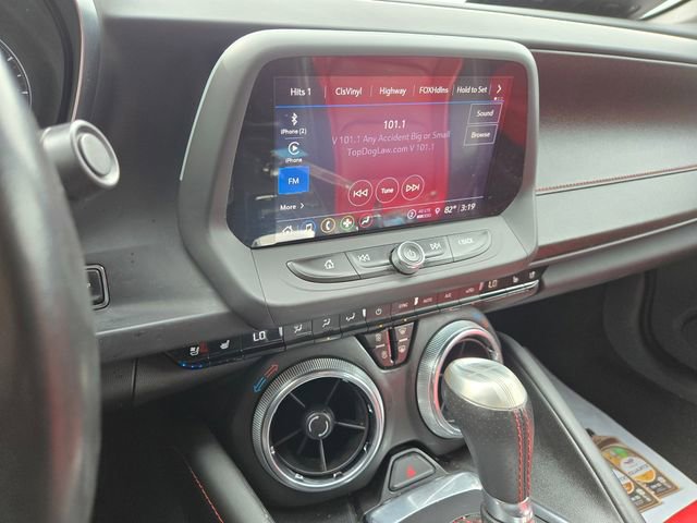 Used 2021 Chevrolet Camaro LT w/ Technology Package image 15