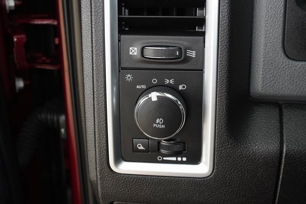 Used 2019 RAM 1500 Lone Star image 25