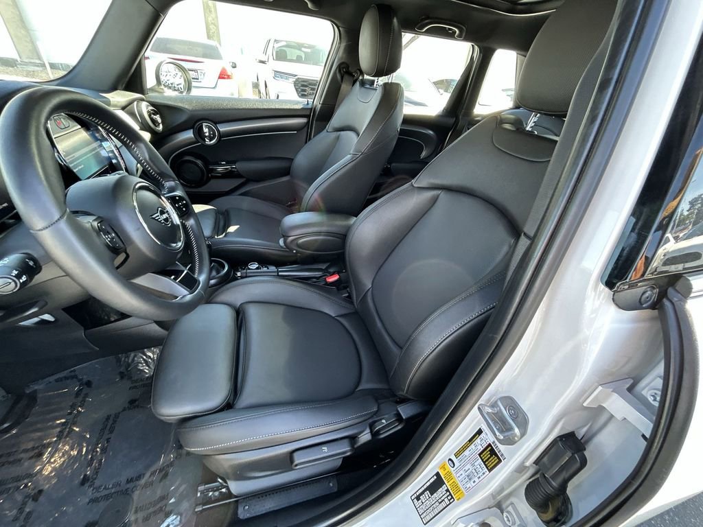 Used 2023 MINI Cooper S image 11