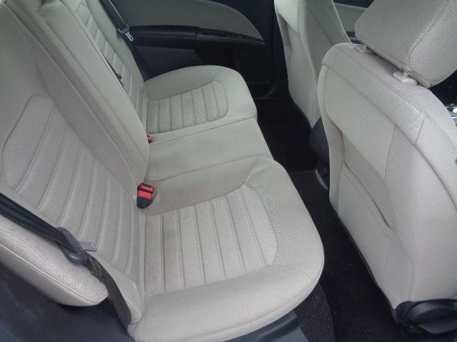 Used 2020 Ford Fusion S image 21