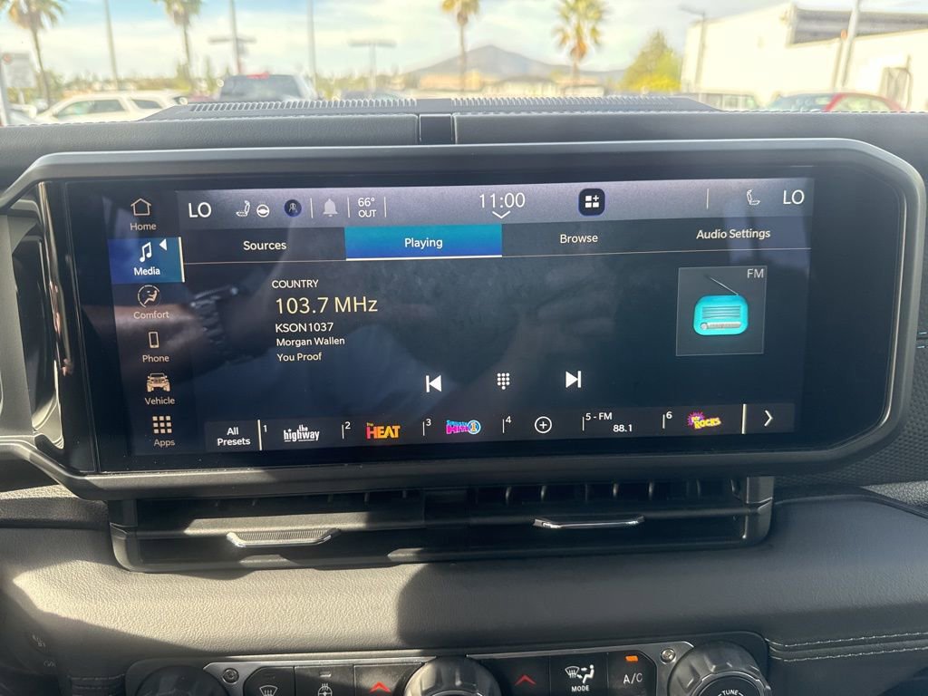 Certified 2025 Jeep Wrangler Unlimited Rubicon 4xe w/ Safety Group image 23