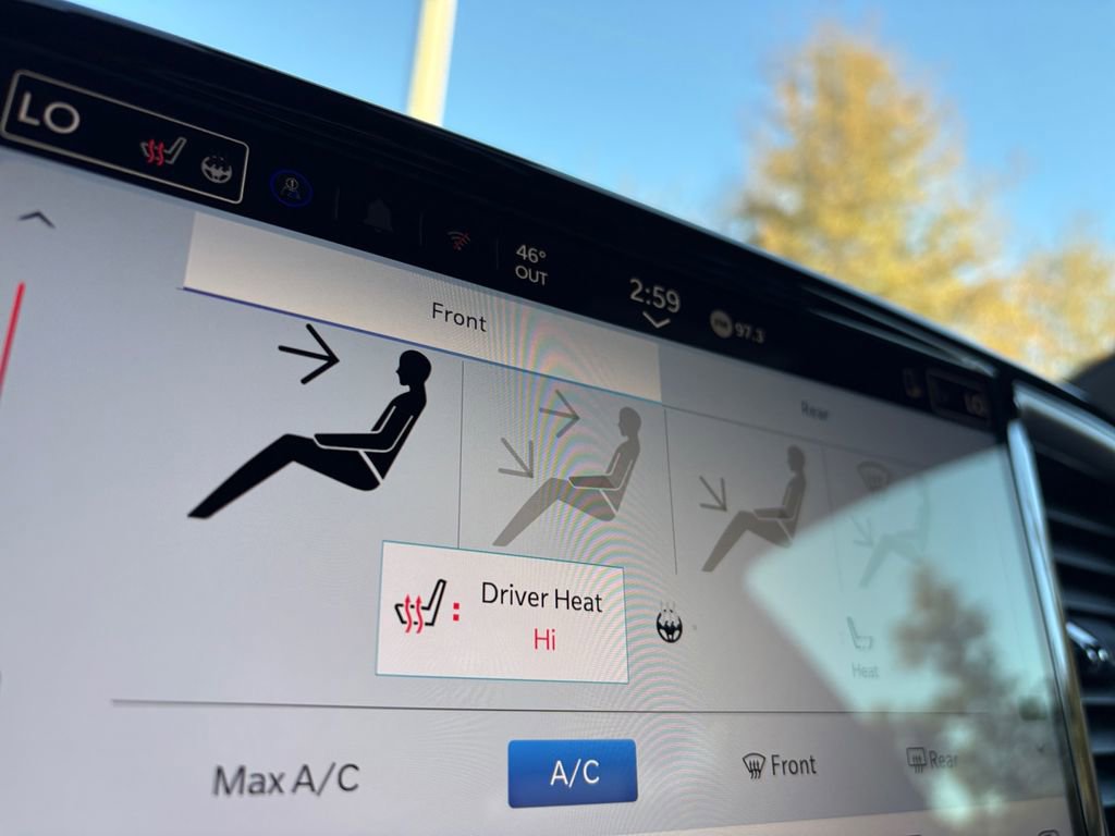 New 2026 Chrysler Pacifica Select image 6