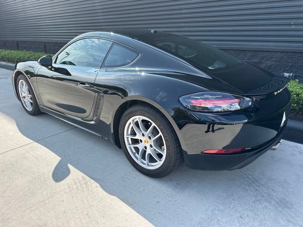 Certified 2025 Porsche 718 Cayman RWD image 3