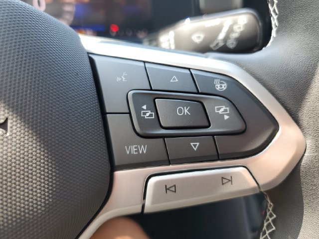 New 2027 Volkswagen Taos S FWD image 31