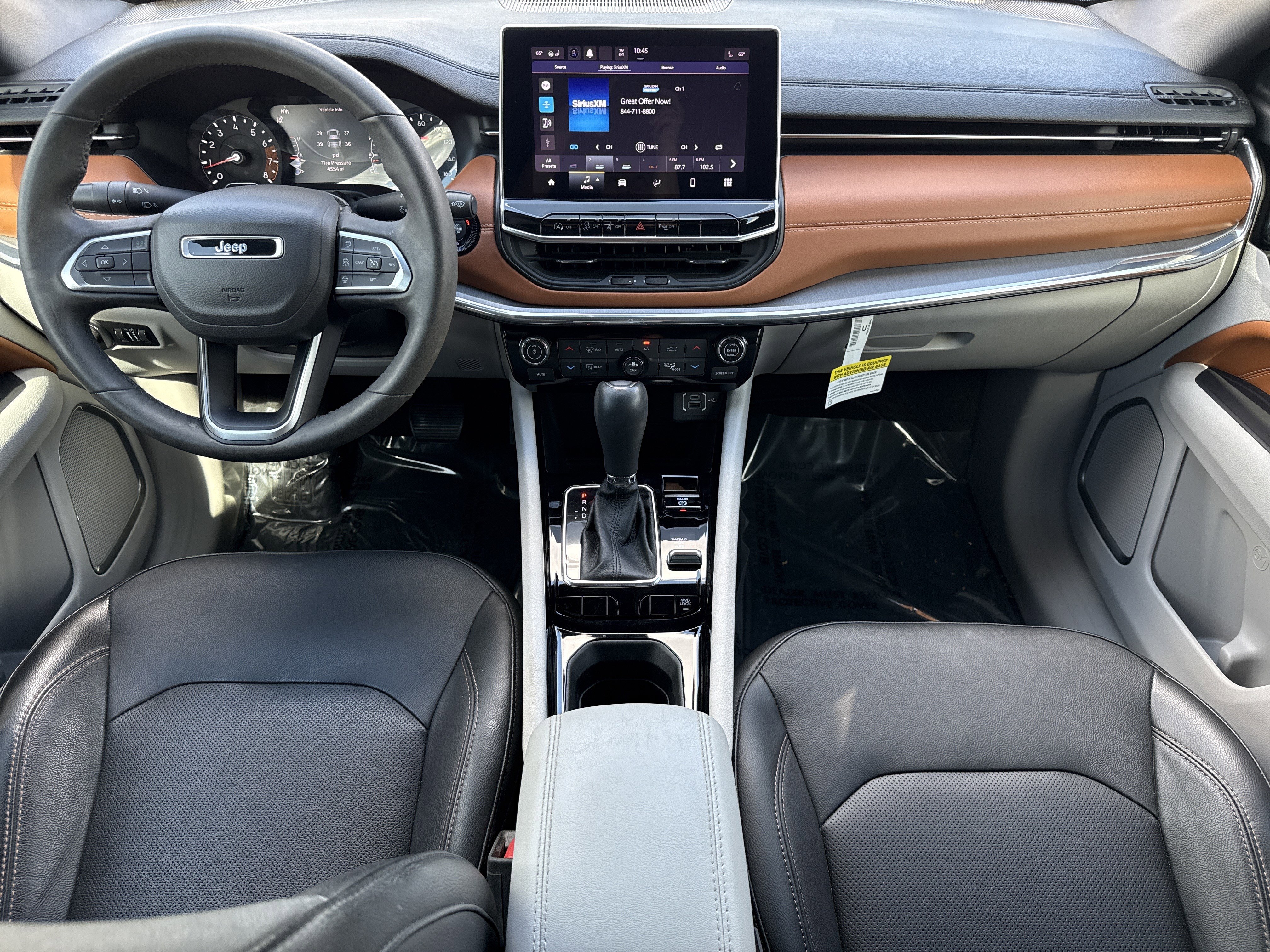 Used 2023 Jeep Compass Limited image 26