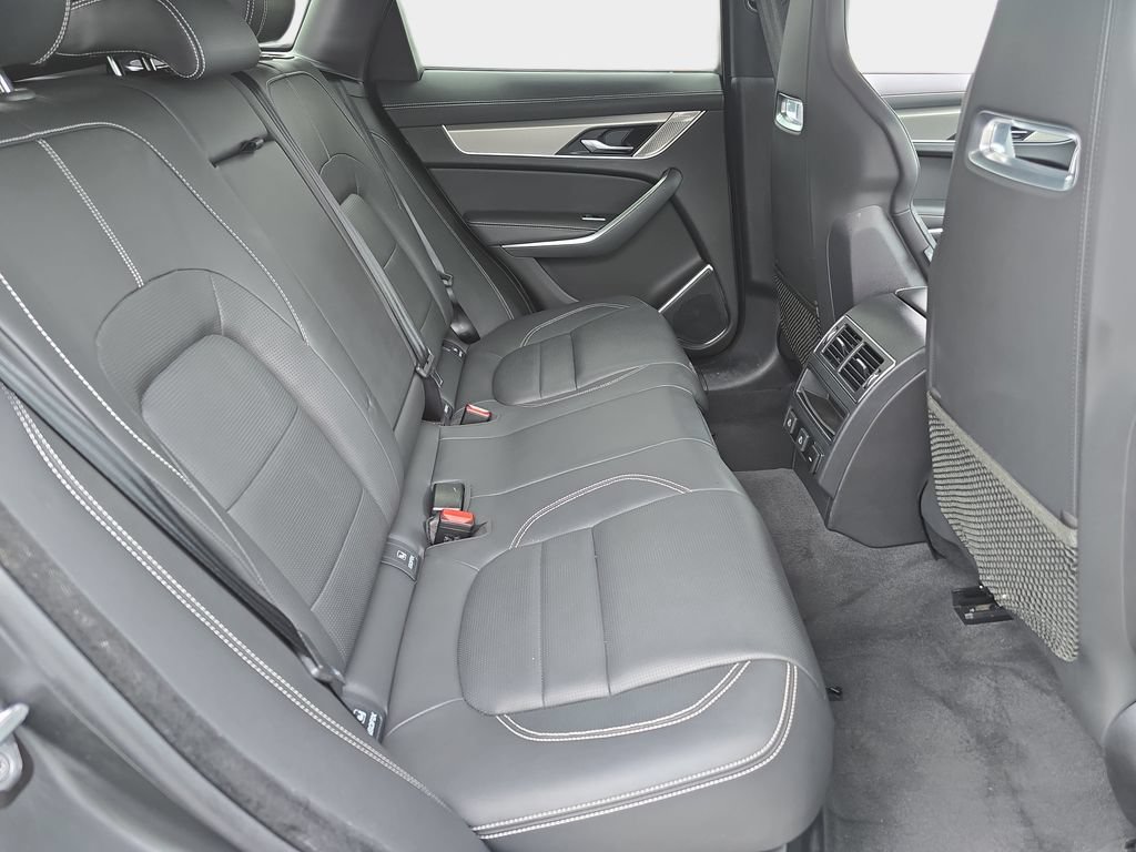 Certified 2025 Jaguar F-PACE R-Dynamic S AWD/4WD image 11