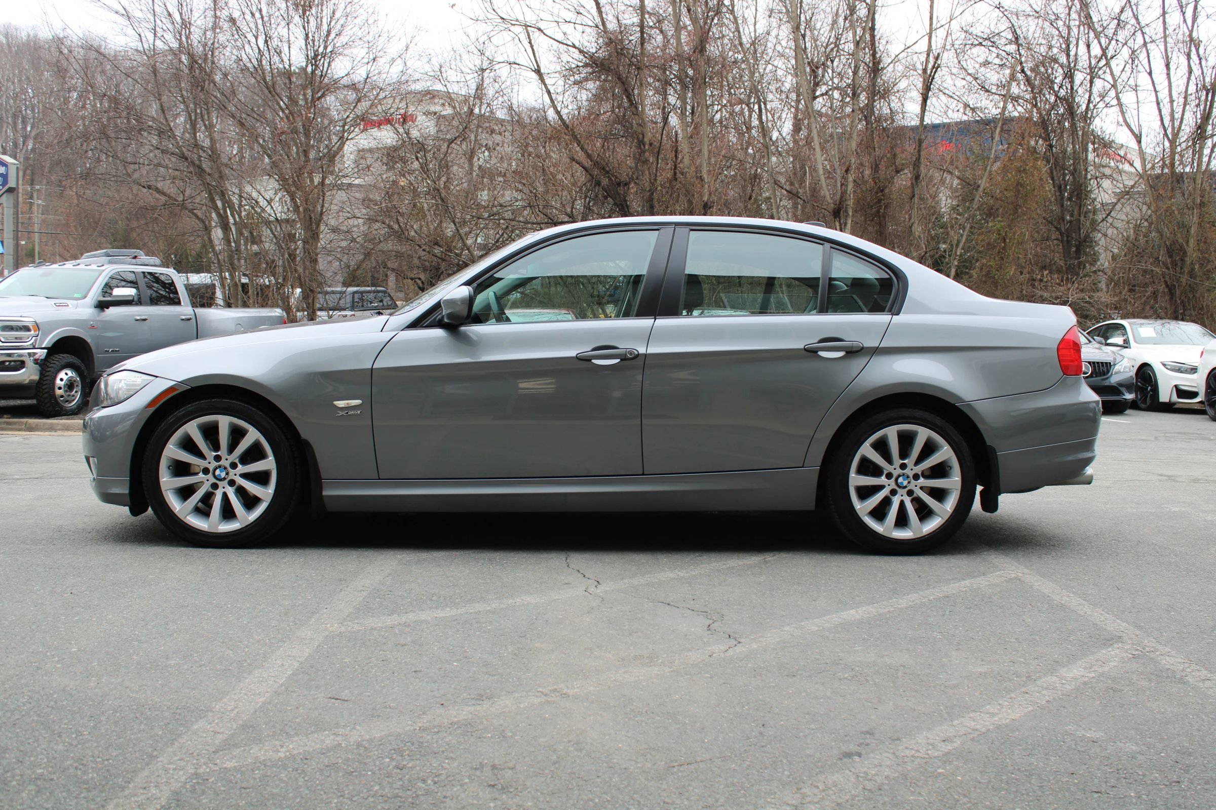 Used 2011 BMW 328i xDrive Sedan w/ Premium Pkg image 26