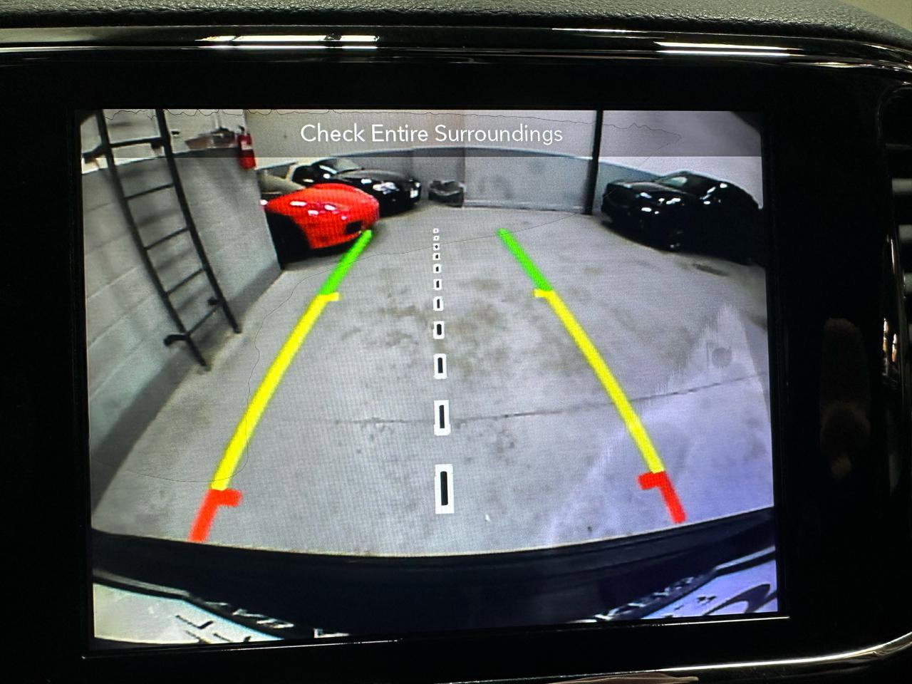 Used 2019 Jeep Grand Cherokee Altitude image 20