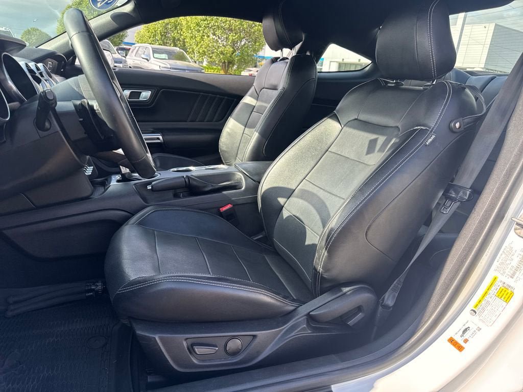 Used 2022 Ford Mustang GT Premium RWD image 14