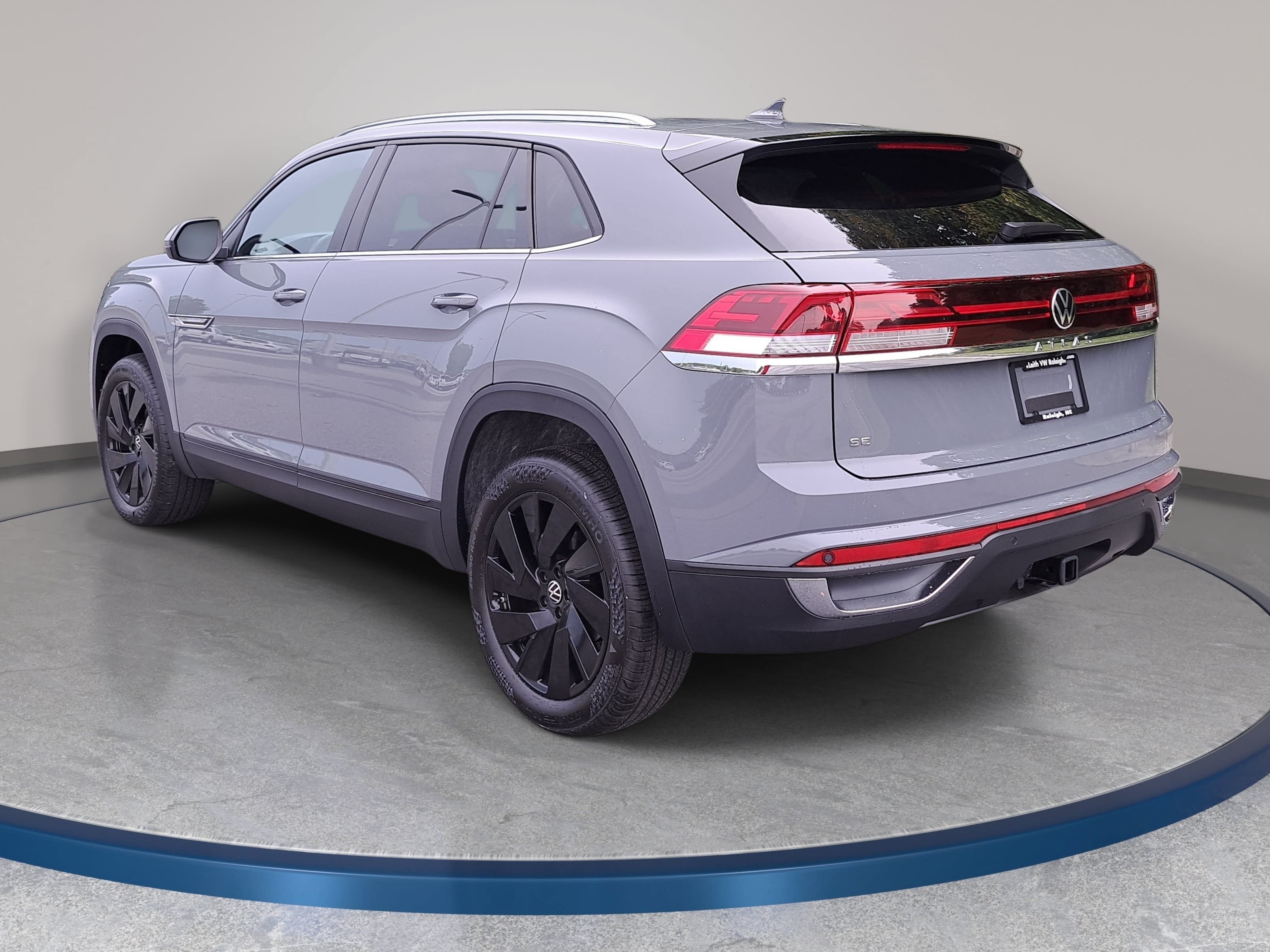 New 2026 Volkswagen Atlas Cross Sport SE FWD image 7