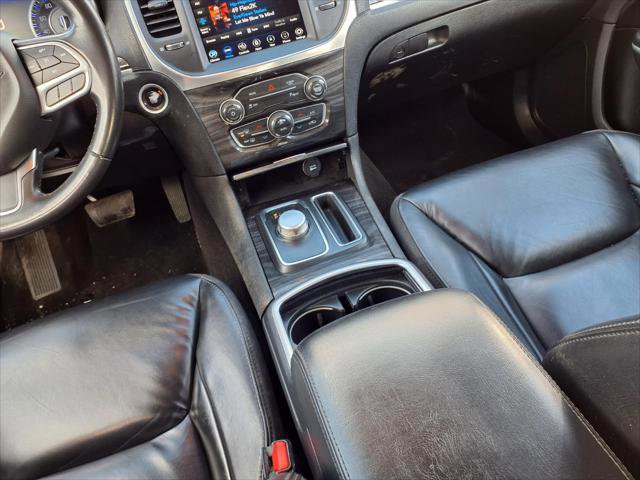 Certified 2020 Chrysler 300 Touring L w/ 300 Premium Group image 12