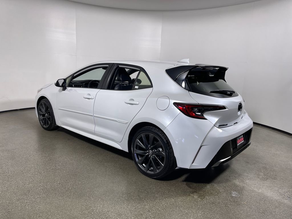 Used 2025 Toyota Corolla XSE FWD image 5