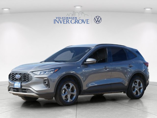 Used 2025 Ford Escape ST-Line Select AWD/4WD image 3