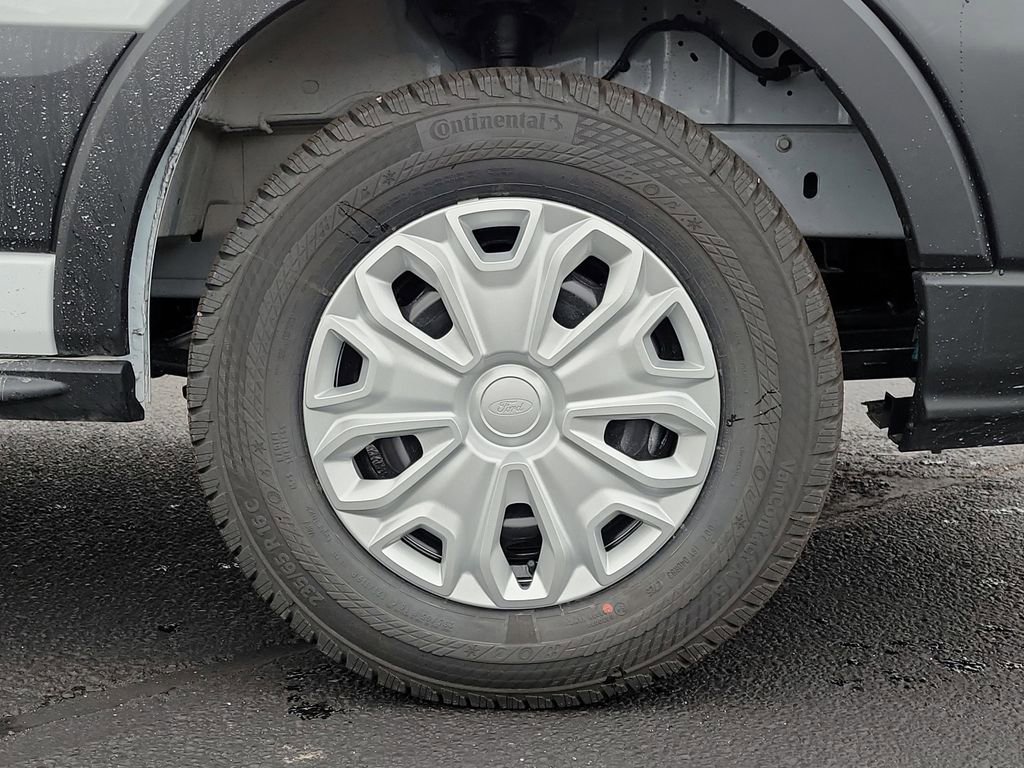 New 2026 Ford Transit 250 148 Medium Roof image 5