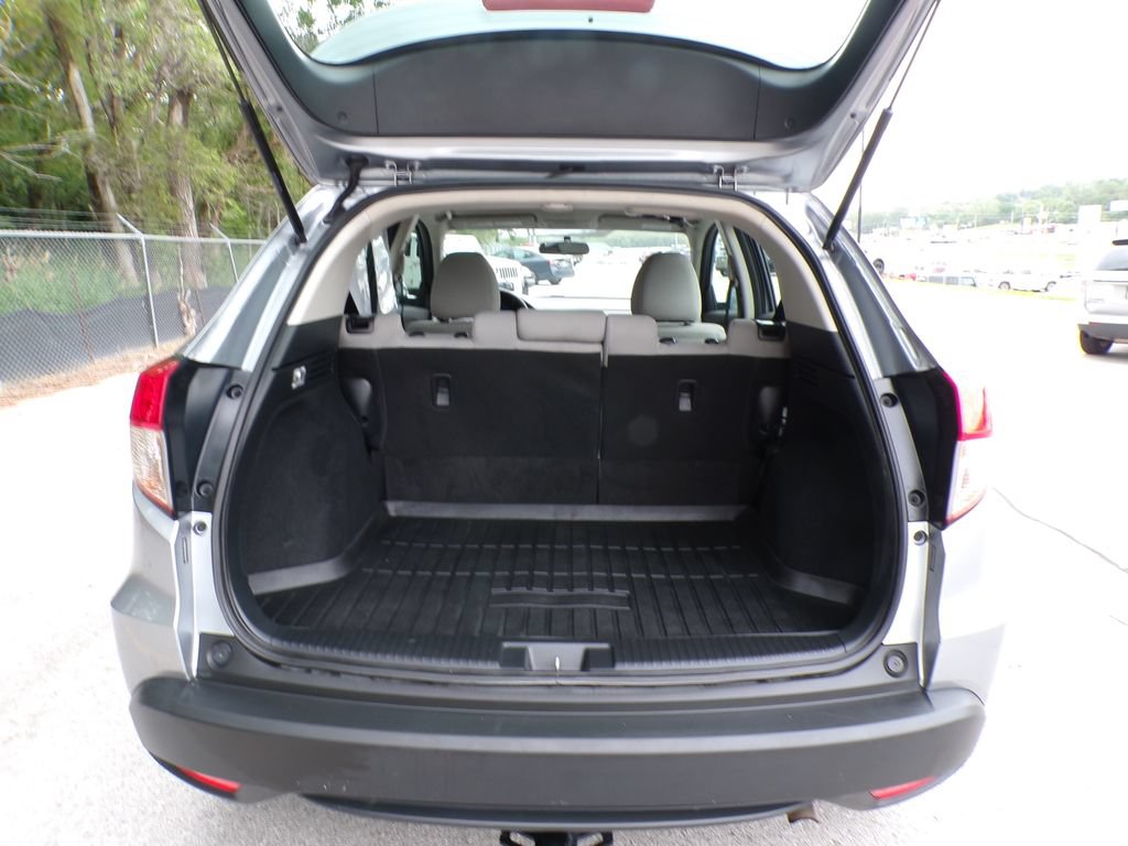 Used 2019 Honda HR-V LX image 17