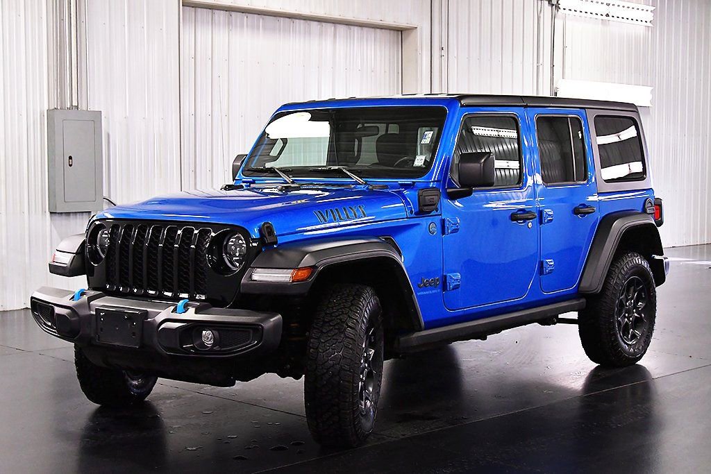 Used 2023 Jeep Wrangler Unlimited AWD/4WD image 3