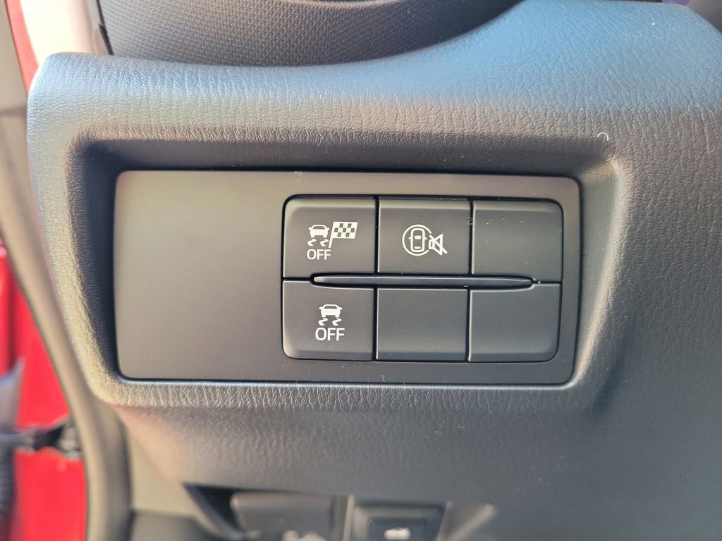 New 2026 MAZDA MX-5 Miata Club w/ Interior Package RWD image 19