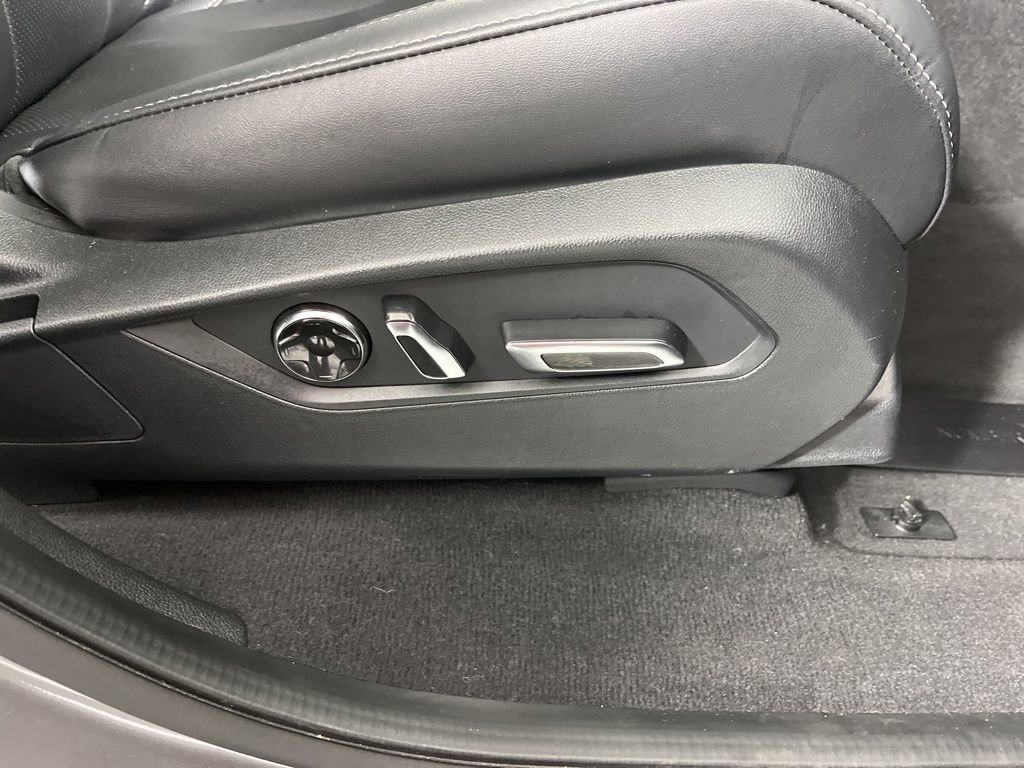 Used 2023 Acura MDX SH-AWD w/ Technology Package image 6