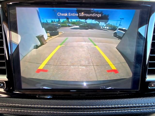 Certified 2024 Chrysler Pacifica Select image 10