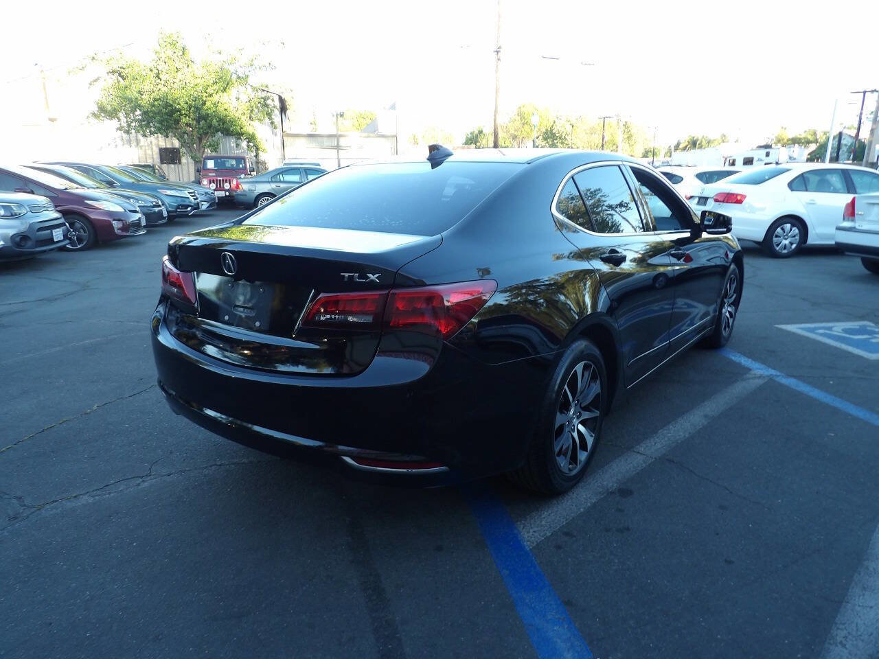 Used 2015 Acura TLX w/ Technology Package image 3